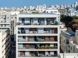 אוורבוך 4, רמת השרון